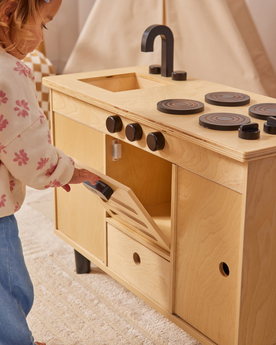 The Play Kitchen