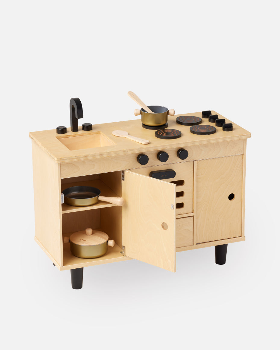 The Play Kitchen